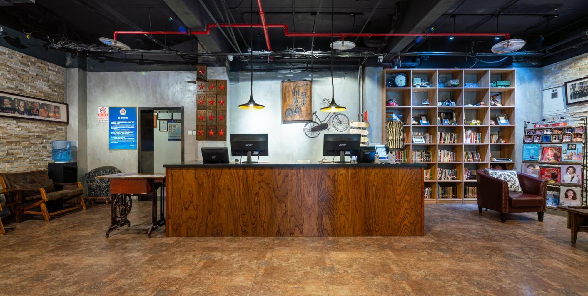 Nost Algia Hotel - Near Beijing Yonghe Lama Temple, Ghost Street, Beihai Park, Jingshan Park, Drum Tower, Houhai Bar Street, Tian'Anmen Square, Located In Beijing Traditional Hutongs, 5 Minutes Away From Subway, Free Laundry Serive Luaran gambar
