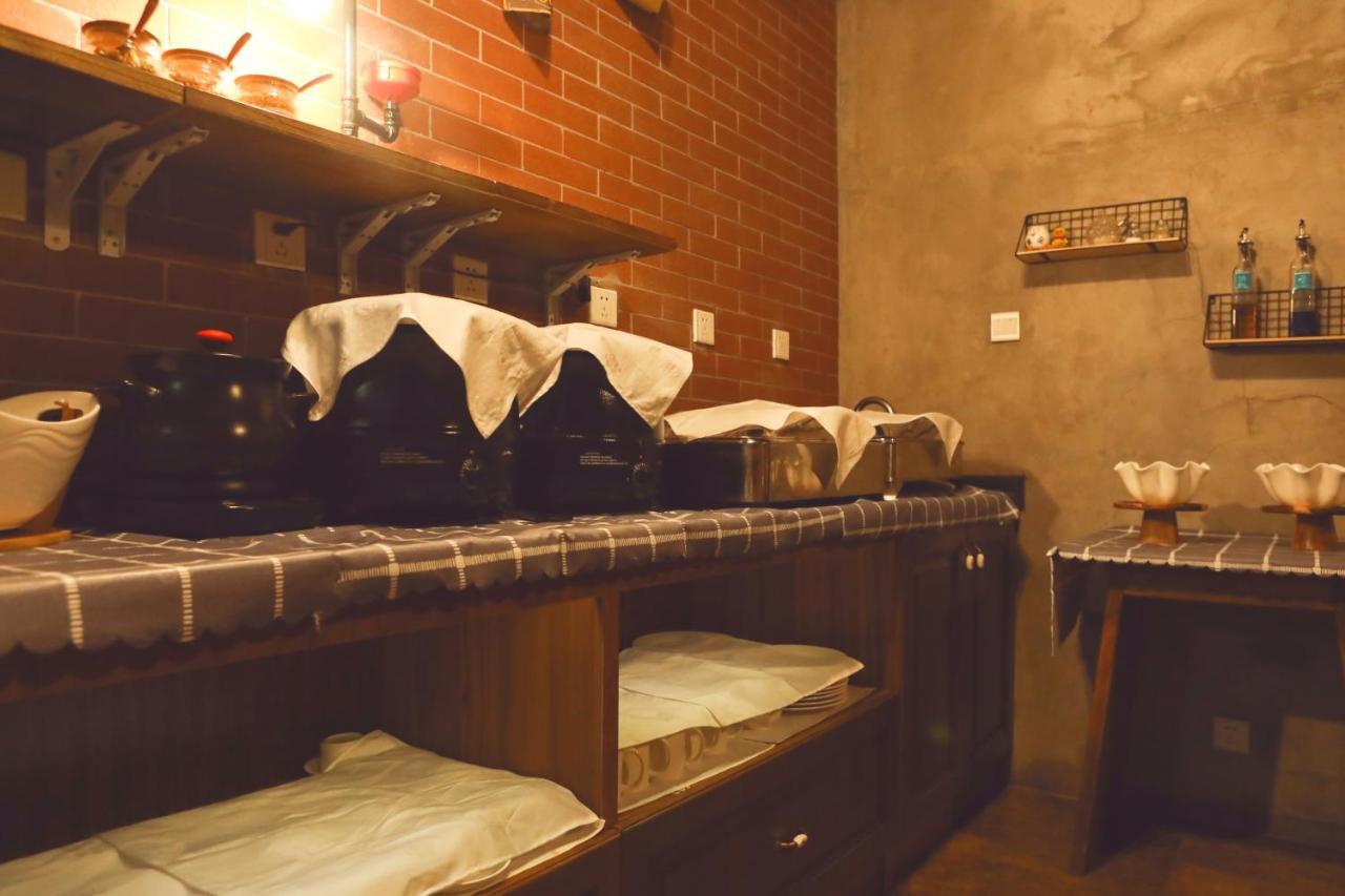 Nost Algia Hotel - Near Beijing Yonghe Lama Temple, Ghost Street, Beihai Park, Jingshan Park, Drum Tower, Houhai Bar Street, Tian'Anmen Square, Located In Beijing Traditional Hutongs, 5 Minutes Away From Subway, Free Laundry Serive Luaran gambar